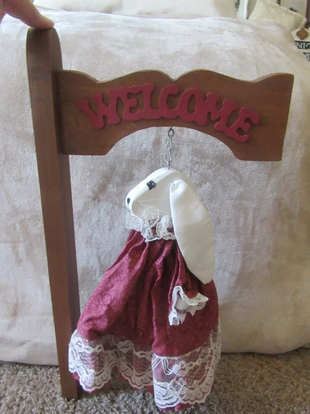 Vtg Folk Art Wood & Calico fabric Bunny Welcome Hanging Sign 80s cottagecore